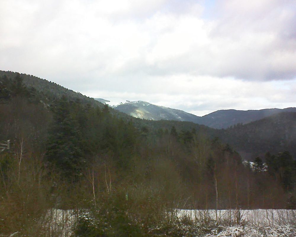 Le petit ballon vu depuis le Domaine Langmatt à Murbach le 29.12.2017 à 10:45 Le petit ballon (Alsace, Vosges) le 29.12.2017 à 10:45