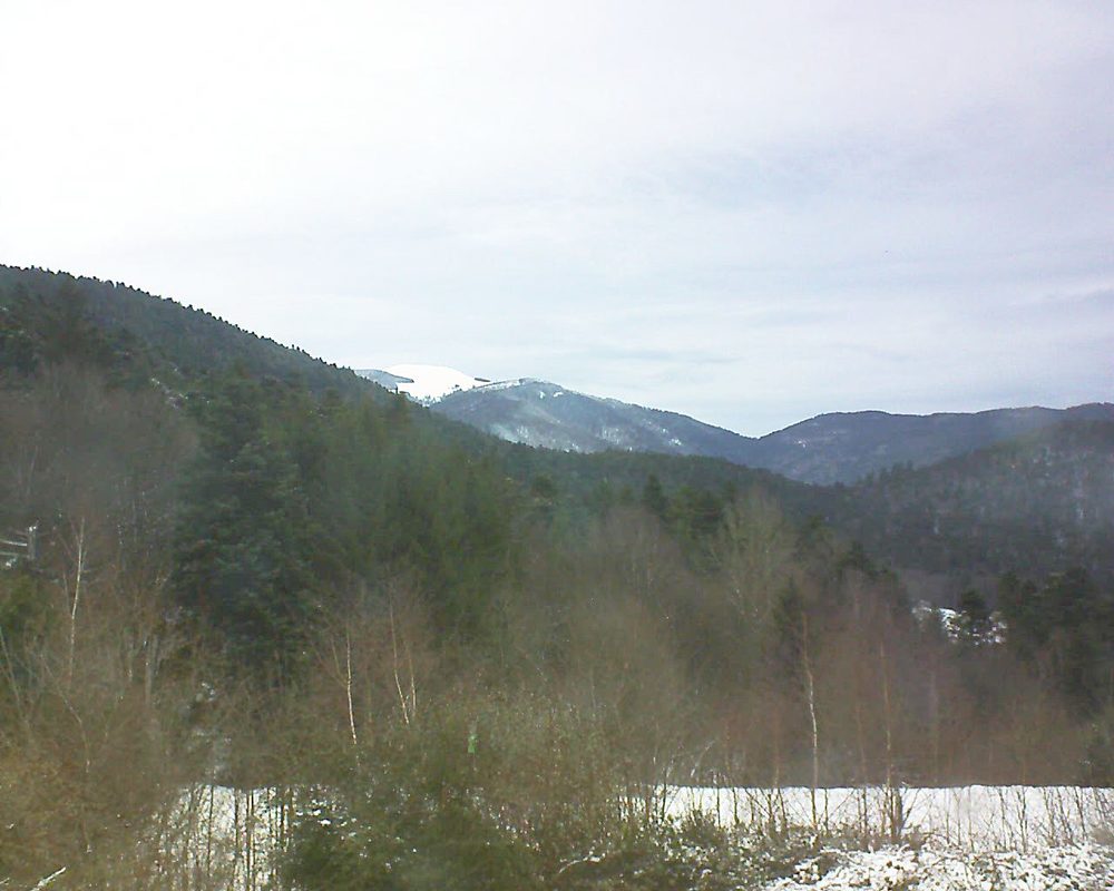 Le petit ballon vu depuis le Domaine Langmatt à Murbach le 29.12.2017 à 14:30 Le petit ballon (Alsace, Vosges) le 29.12.2017 à 14:30