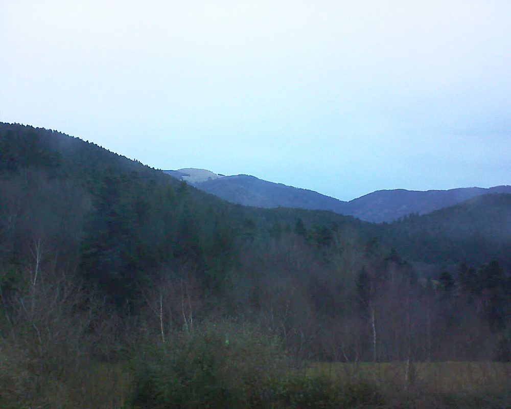 Le petit ballon vu depuis le Domaine Langmatt à Murbach le 09.01.2018 à 16:30 Le petit ballon (Alsace, Vosges) le 09.01.2018 à 16:30