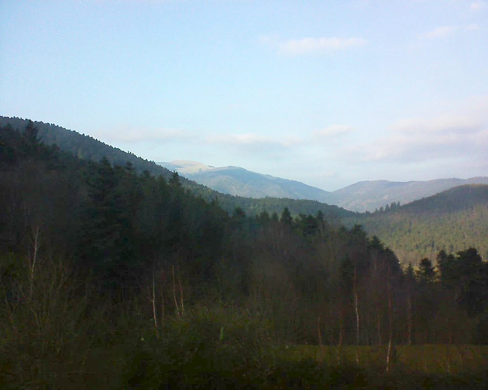 Le petit ballon vu depuis le Domaine Langmatt à Murbach le 13.01.2018 à 15:00 Le petit ballon (Alsace, Vosges) le 13.01.2018 à 15:00