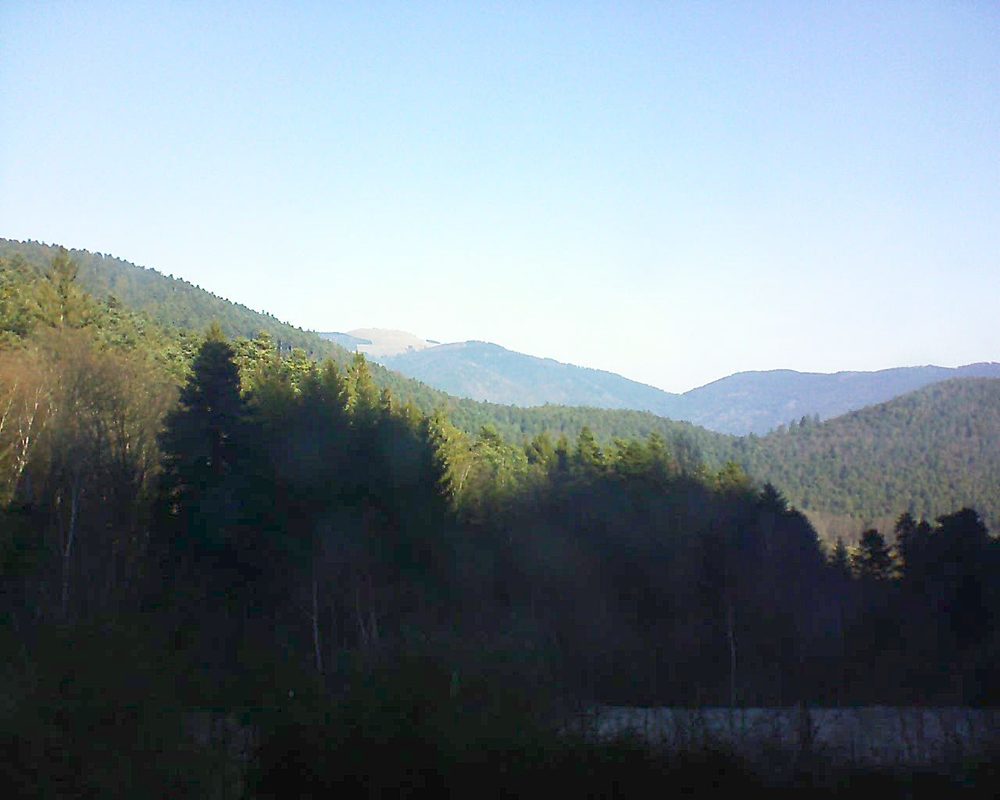 Le petit ballon vu depuis le Domaine Langmatt à Murbach le 14.01.2018 à 11:15 Le petit ballon (Alsace, Vosges) le 14.01.2018 à 11:15