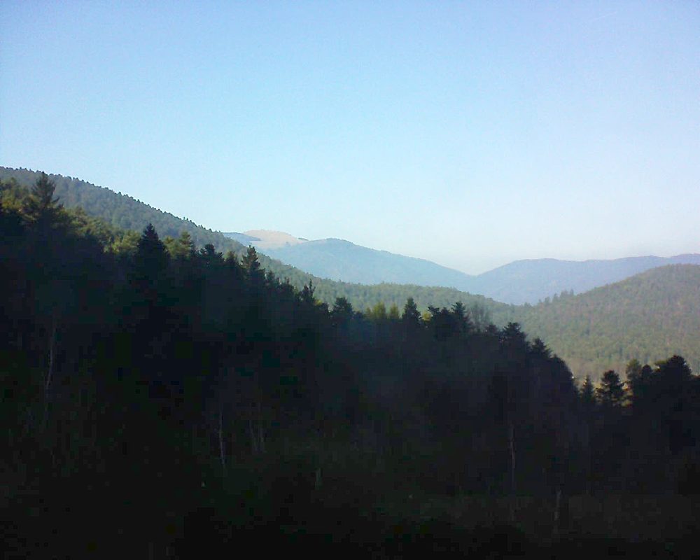 Le petit ballon vu depuis le Domaine Langmatt à Murbach le 14.01.2018 à 14:15 Le petit ballon (Alsace, Vosges) le 14.01.2018 à 14:15