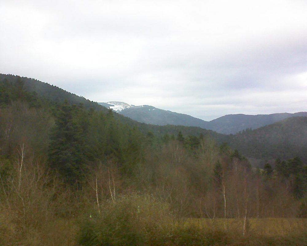 Le petit ballon vu depuis le Domaine Langmatt à Murbach le 23.01.2018 à 14:00 Le petit ballon (Alsace, Vosges) le 23.01.2018 à 14:00