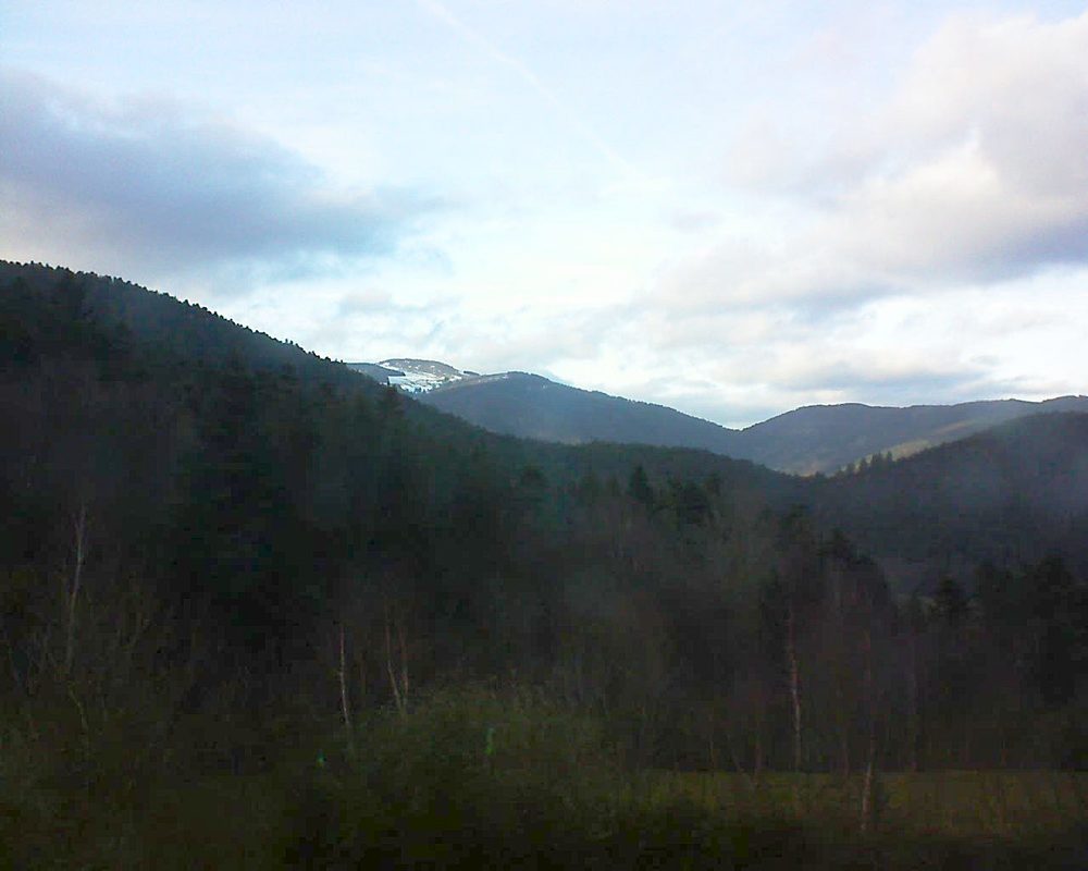 Le petit ballon vu depuis le Domaine Langmatt à Murbach le 23.01.2018 à 16:15 Le petit ballon (Alsace, Vosges) le 23.01.2018 à 16:15