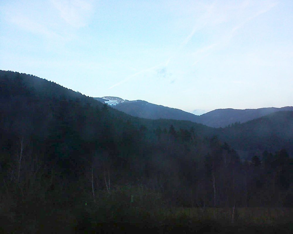 Le petit ballon vu depuis le Domaine Langmatt à Murbach le 23.01.2018 à 17:00 Le petit ballon (Alsace, Vosges) le 23.01.2018 à 17:00