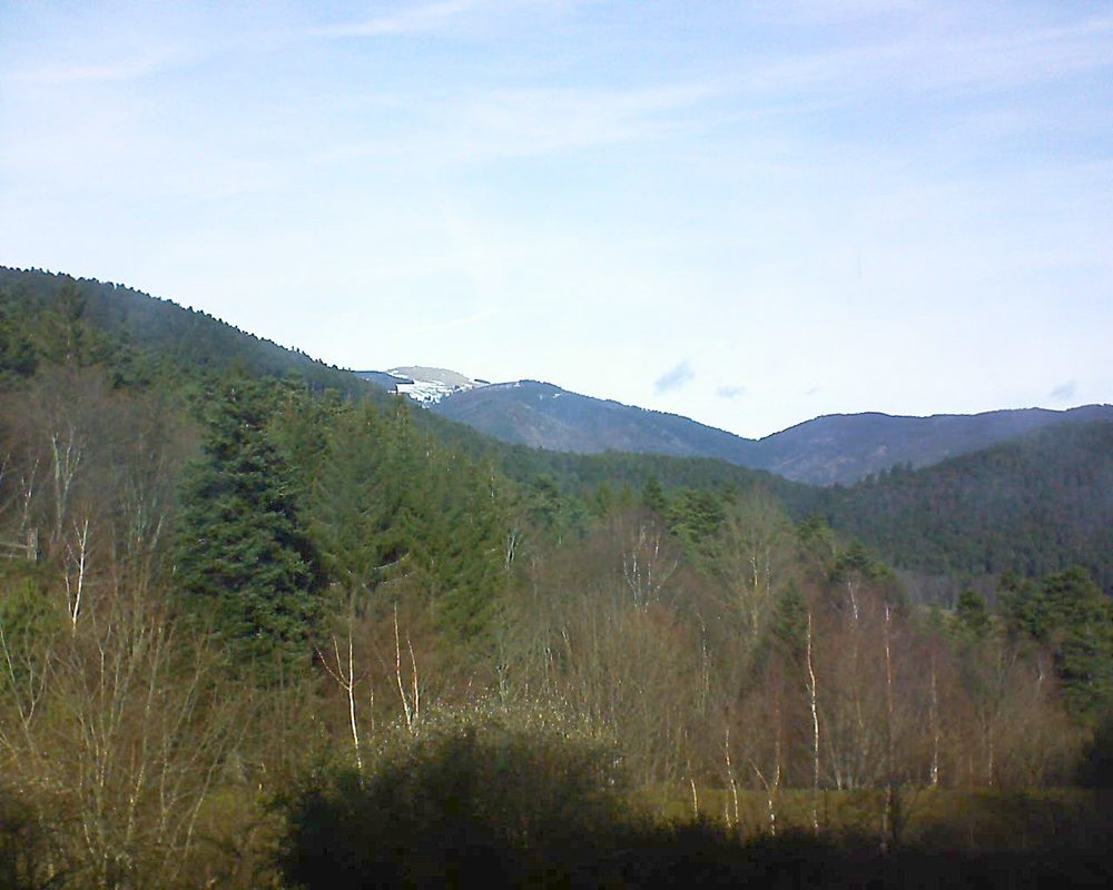 Le petit ballon vu depuis le Domaine Langmatt à Murbach le 24.01.2018 à 12:30 Le petit ballon (Alsace, Vosges) le 24.01.2018 à 12:30