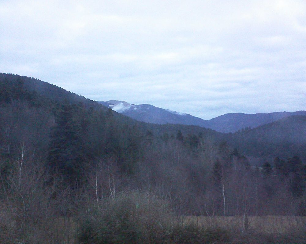 Le petit ballon vu depuis le Domaine Langmatt à Murbach le 30.01.2018 à 17:30 Le petit ballon (Alsace, Vosges) le 30.01.2018 à 17:30