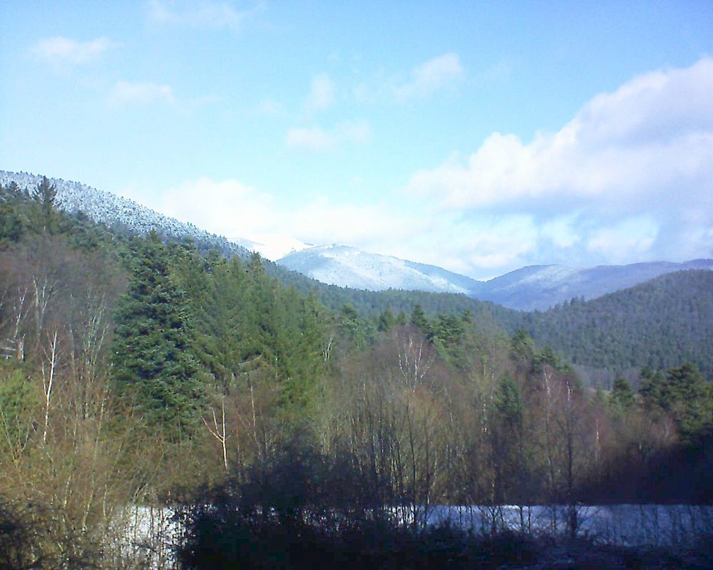 Le petit ballon vu depuis le Domaine Langmatt à Murbach le 01.02.2018 à 11:45 Le petit ballon (Alsace, Vosges) le 01.02.2018 à 11:45