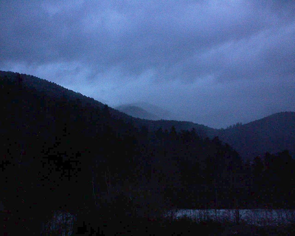 Le petit ballon vu depuis le Domaine Langmatt à Murbach le 01.02.2018 à 17:45 Le petit ballon (Alsace, Vosges) le 01.02.2018 à 17:45