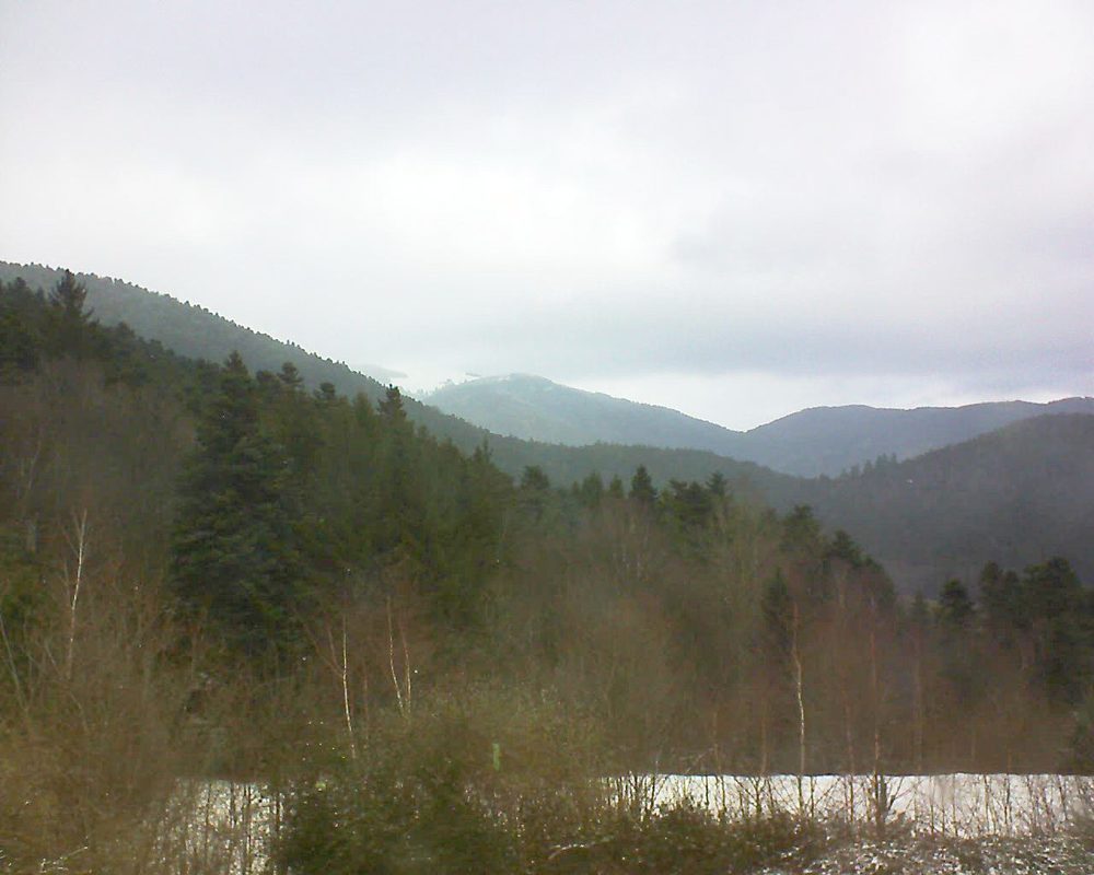 Le petit ballon vu depuis le Domaine Langmatt à Murbach le 02.02.2018 à 13:15 Le petit ballon (Alsace, Vosges) le 02.02.2018 à 13:15