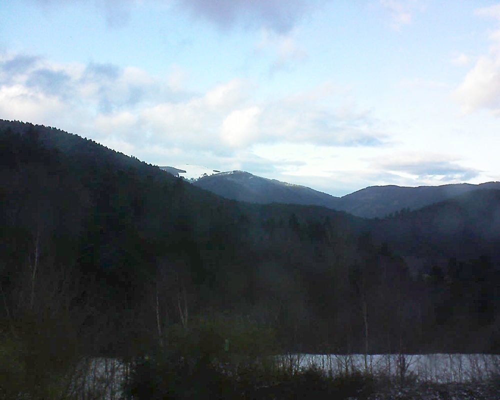 Le petit ballon vu depuis le Domaine Langmatt à Murbach le 02.02.2018 à 16:15 Le petit ballon (Alsace, Vosges) le 02.02.2018 à 16:15