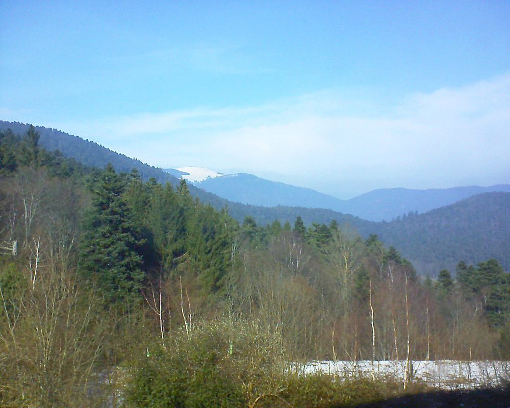 Le petit ballon vu depuis le Domaine Langmatt à Murbach le 06.02.2018 à 13:15 Le petit ballon (Alsace, Vosges) le 06.02.2018 à 13:15