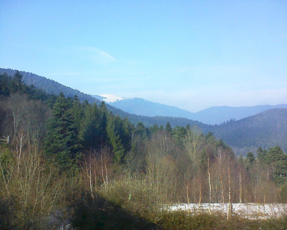 Le petit ballon vu depuis le Domaine Langmatt à Murbach le 06.02.2018 à 14:15 Le petit ballon (Alsace, Vosges) le 06.02.2018 à 14:15