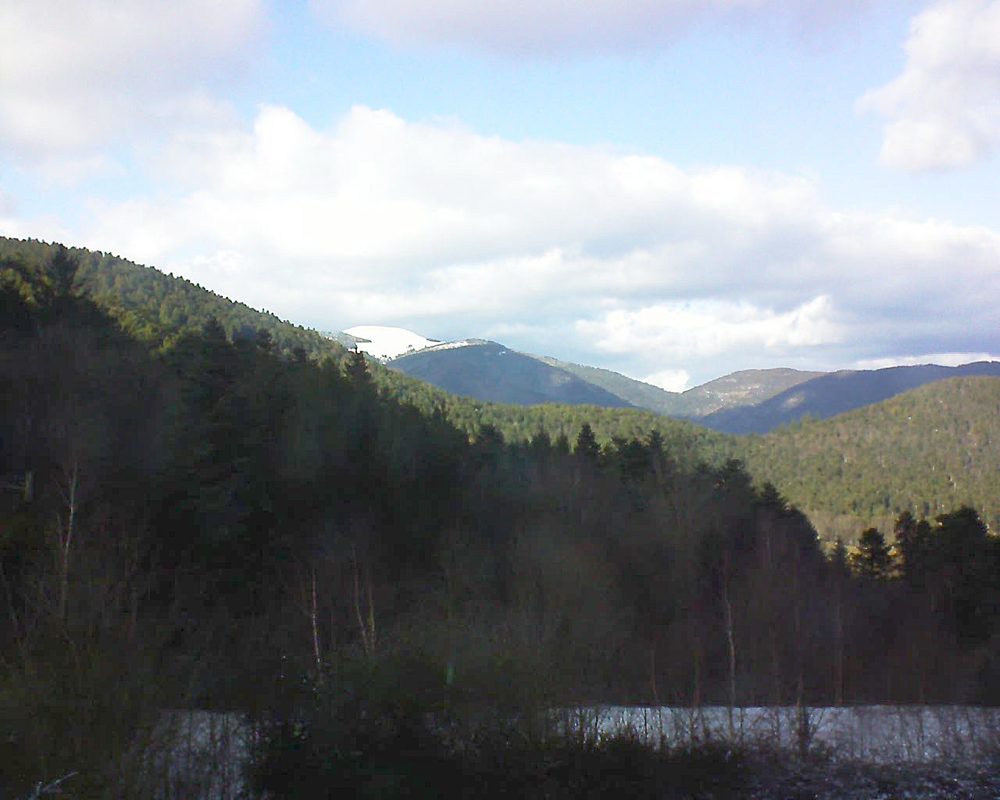 Le petit ballon vu depuis le Domaine Langmatt à Murbach le 12.02.2018 à 15:00 Le petit ballon (Alsace, Vosges) le 12.02.2018 à 15:00