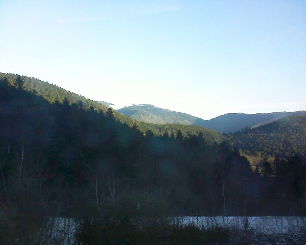Le petit ballon vu depuis le Domaine Langmatt à Murbach le 13.02.2018 à 08:30 Le petit ballon (Alsace, Vosges) le 13.02.2018 à 08:30
