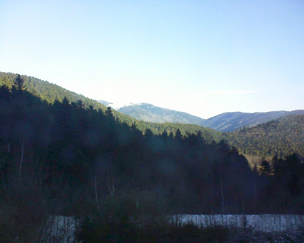 Le petit ballon vu depuis le Domaine Langmatt à Murbach le 13.02.2018 à 09:30 Le petit ballon (Alsace, Vosges) le 13.02.2018 à 09:30