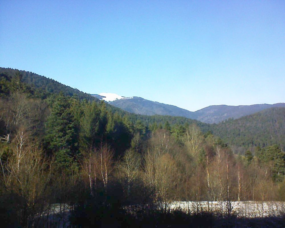 Le petit ballon vu depuis le Domaine Langmatt à Murbach le 13.02.2018 à 15:00 Le petit ballon (Alsace, Vosges) le 13.02.2018 à 15:00
