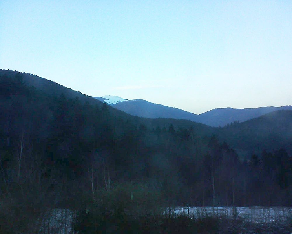 Le petit ballon vu depuis le Domaine Langmatt à Murbach le 13.02.2018 à 17:30 Le petit ballon (Alsace, Vosges) le 13.02.2018 à 17:30