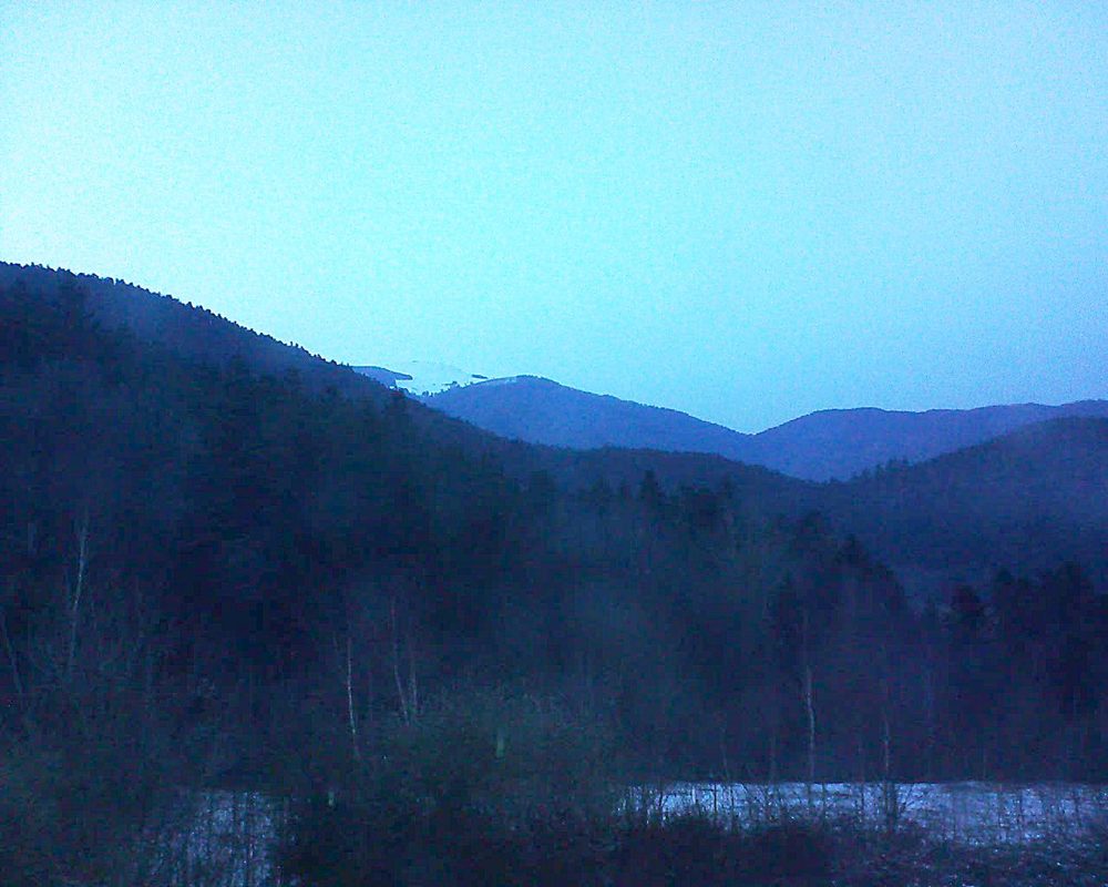 Le petit ballon vu depuis le Domaine Langmatt à Murbach le 13.02.2018 à 18:00 Le petit ballon (Alsace, Vosges) le 13.02.2018 à 18:00