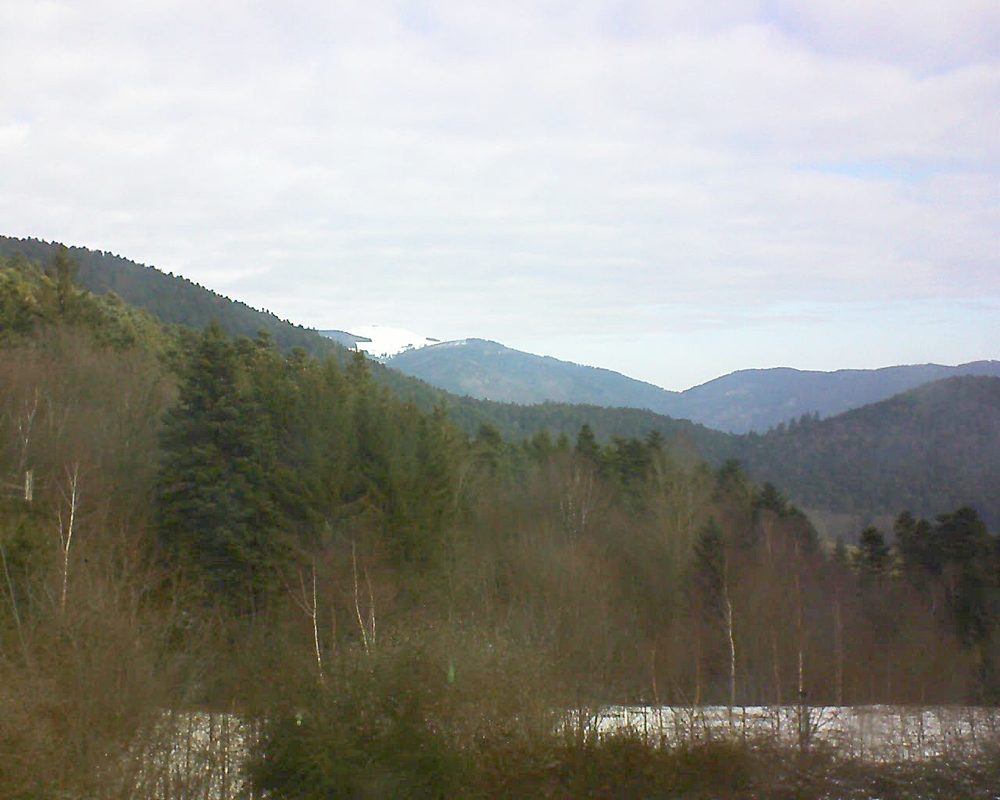 Le petit ballon vu depuis le Domaine Langmatt à Murbach le 14.02.2018 à 10:15 Le petit ballon (Alsace, Vosges) le 14.02.2018 à 10:15