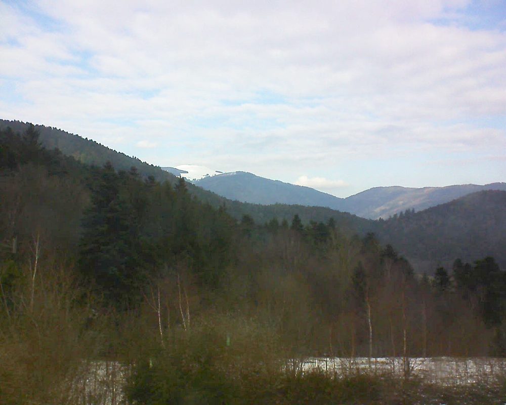 Le petit ballon vu depuis le Domaine Langmatt à Murbach le 14.02.2018 à 12:45 Le petit ballon (Alsace, Vosges) le 14.02.2018 à 12:45