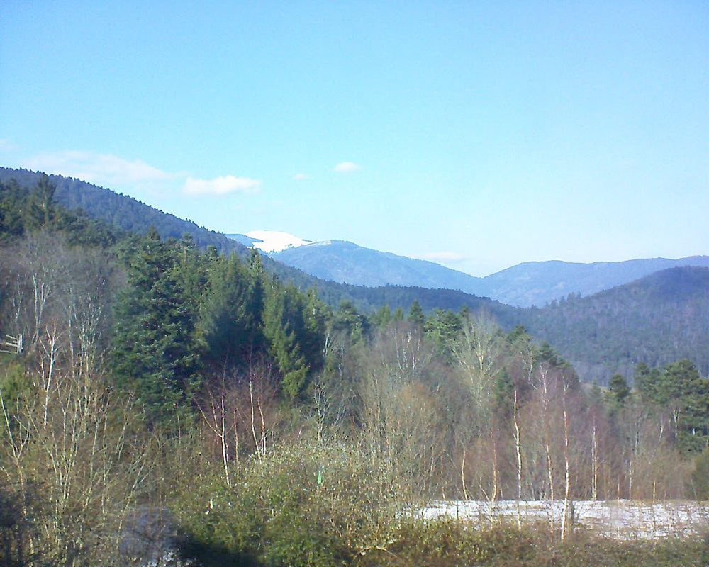 Le petit ballon vu depuis le Domaine Langmatt à Murbach le 14.02.2018 à 14:15 Le petit ballon (Alsace, Vosges) le 14.02.2018 à 14:15