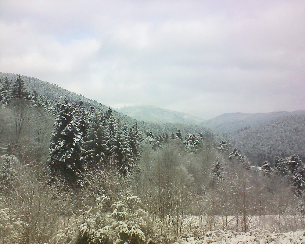 Le petit ballon vu depuis le Domaine Langmatt à Murbach le 20.02.2018 à 11:45 Le petit ballon (Alsace, Vosges) le 20.02.2018 à 11:45