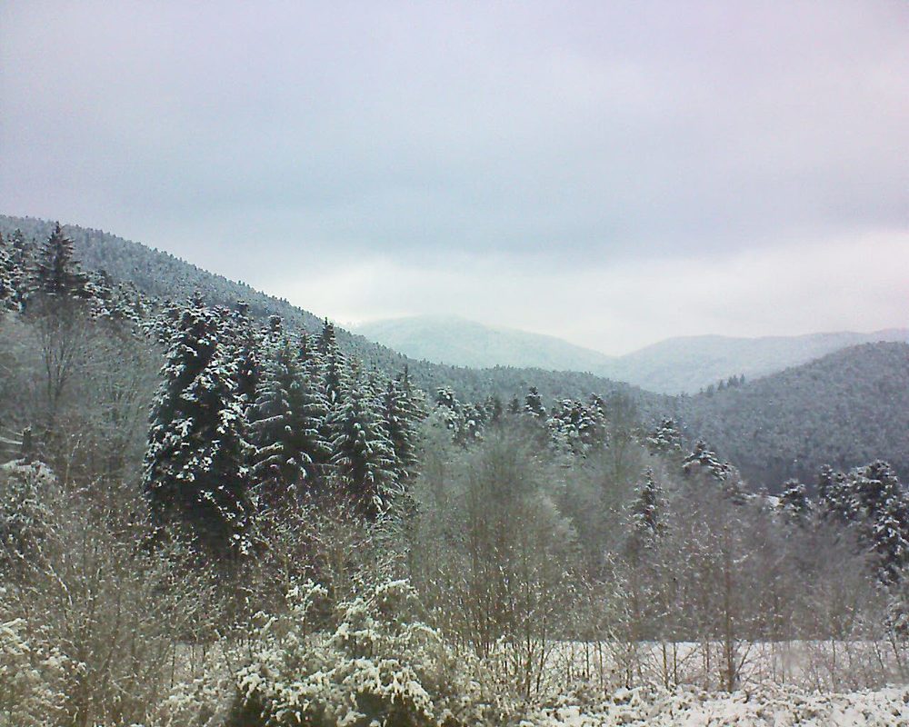 Le petit ballon vu depuis le Domaine Langmatt à Murbach le 20.02.2018 à 15:15 Le petit ballon (Alsace, Vosges) le 20.02.2018 à 15:15