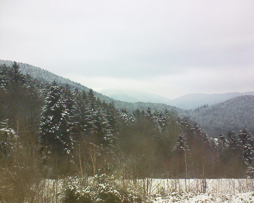 Le petit ballon vu depuis le Domaine Langmatt à Murbach le 23.02.2018 à 11:45 Le petit ballon (Alsace, Vosges) le 23.02.2018 à 11:45