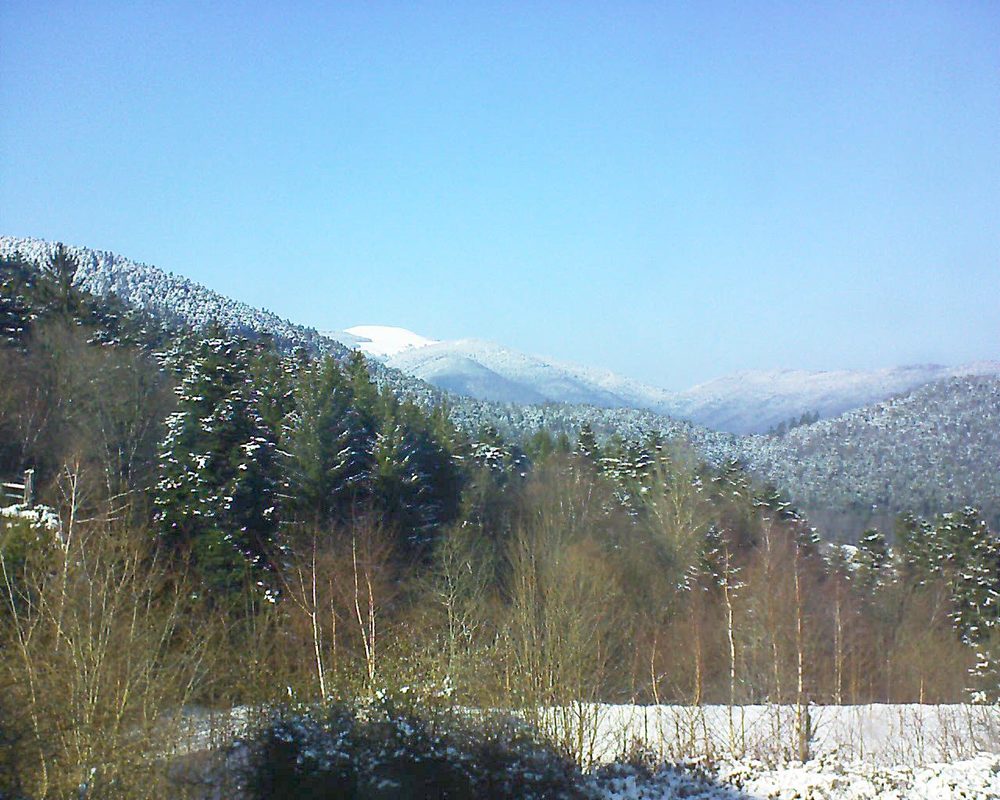 Le petit ballon vu depuis le Domaine Langmatt à Murbach le 24.02.2018 à 15:00 Le petit ballon (Alsace, Vosges) le 24.02.2018 à 15:00