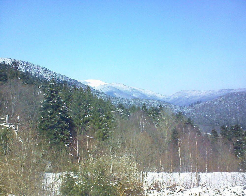 Le petit ballon vu depuis le Domaine Langmatt à Murbach le 25.02.2018 à 13:00 Le petit ballon (Alsace, Vosges) le 25.02.2018 à 13:00