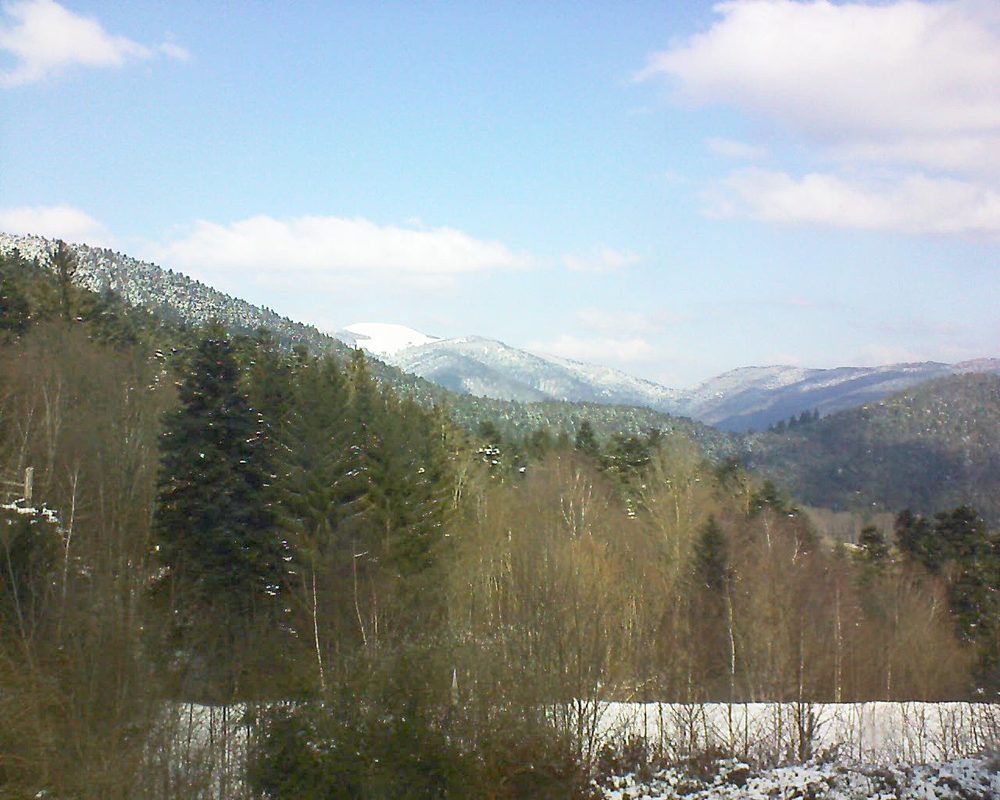 Le petit ballon vu depuis le Domaine Langmatt à Murbach le 26.02.2018 à 12:15 Le petit ballon (Alsace, Vosges) le 26.02.2018 à 12:15