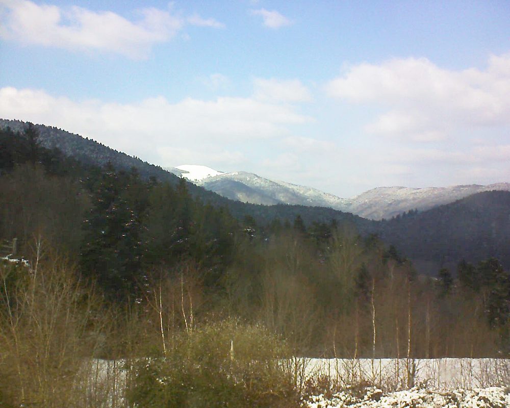 Le petit ballon vu depuis le Domaine Langmatt à Murbach le 26.02.2018 à 14:30 Le petit ballon (Alsace, Vosges) le 26.02.2018 à 14:30