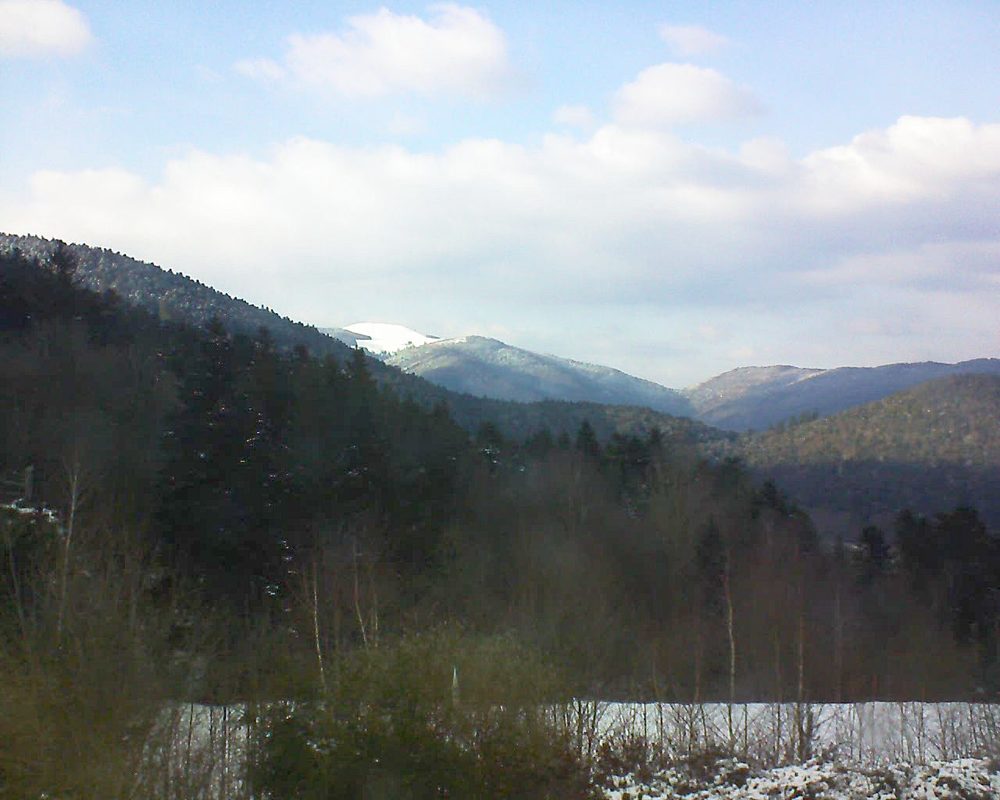 Le petit ballon vu depuis le Domaine Langmatt à Murbach le 26.02.2018 à 16:45 Le petit ballon (Alsace, Vosges) le 26.02.2018 à 16:45