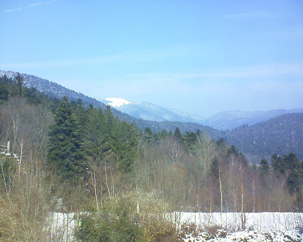 Le petit ballon vu depuis le Domaine Langmatt à Murbach le 28.02.2018 à 12:30 Le petit ballon (Alsace, Vosges) le 28.02.2018 à 12:30