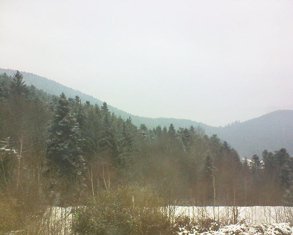Le petit ballon vu depuis le Domaine Langmatt à Murbach le 01.03.2018 à 12:15 Le petit ballon (Alsace, Vosges) le 01.03.2018 à 12:15