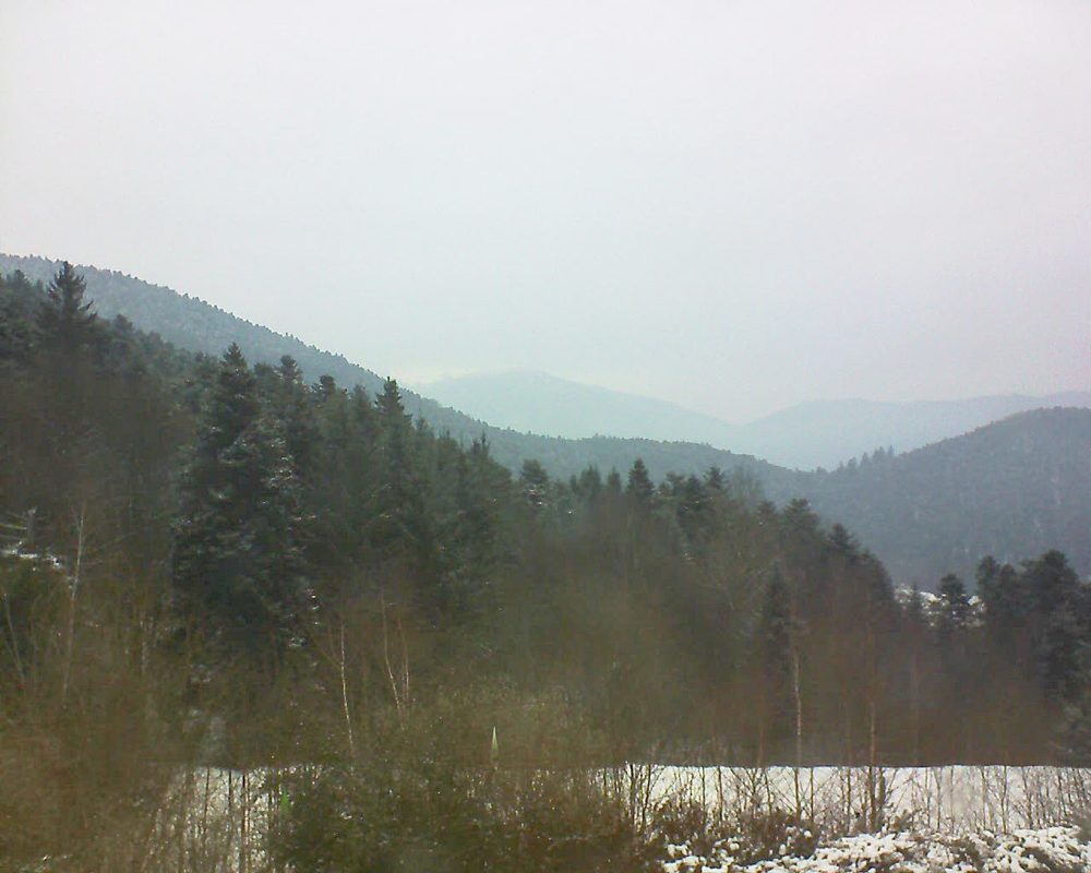 Le petit ballon vu depuis le Domaine Langmatt à Murbach le 01.03.2018 à 14:45 Le petit ballon (Alsace, Vosges) le 01.03.2018 à 14:45