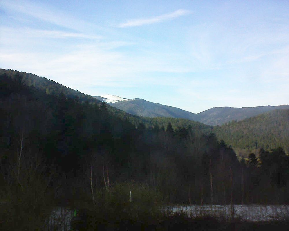 Le petit ballon vu depuis le Domaine Langmatt à Murbach le 05.03.2018 à 16:15 Le petit ballon (Alsace, Vosges) le 05.03.2018 à 16:15