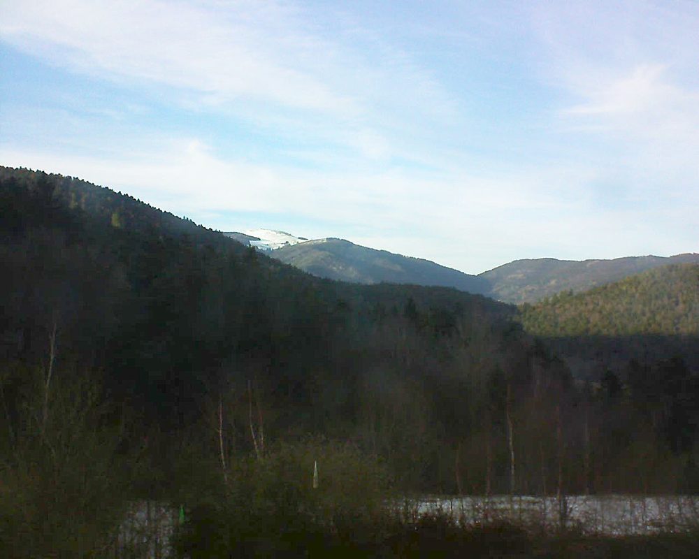 Le petit ballon vu depuis le Domaine Langmatt à Murbach le 05.03.2018 à 17:00 Le petit ballon (Alsace, Vosges) le 05.03.2018 à 17:00