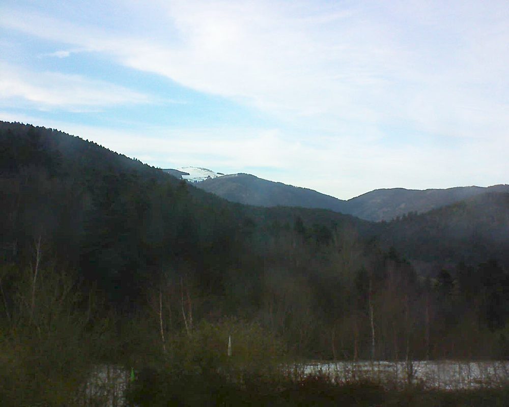 Le petit ballon vu depuis le Domaine Langmatt à Murbach le 05.03.2018 à 17:15 Le petit ballon (Alsace, Vosges) le 05.03.2018 à 17:15