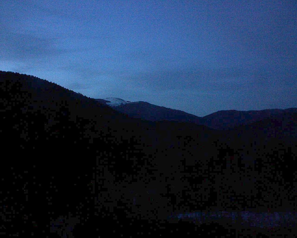 Le petit ballon vu depuis le Domaine Langmatt à Murbach le 05.03.2018 à 18:45 Le petit ballon (Alsace, Vosges) le 05.03.2018 à 18:45