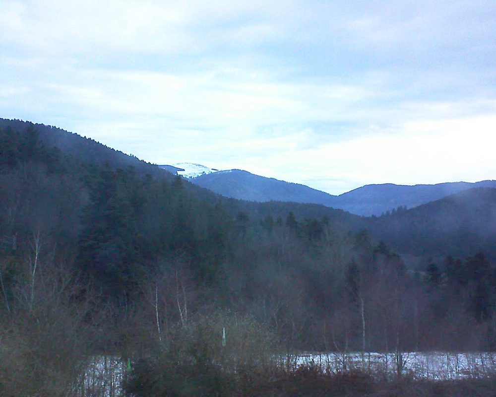 Le petit ballon vu depuis le Domaine Langmatt à Murbach le 06.03.2018 à 07:15 Le petit ballon (Alsace, Vosges) le 06.03.2018 à 07:15