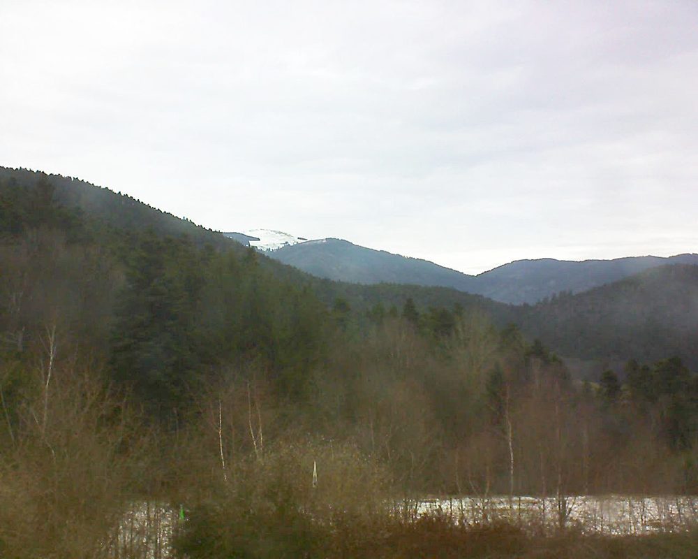Le petit ballon vu depuis le Domaine Langmatt à Murbach le 06.03.2018 à 10:00 Le petit ballon (Alsace, Vosges) le 06.03.2018 à 10:00