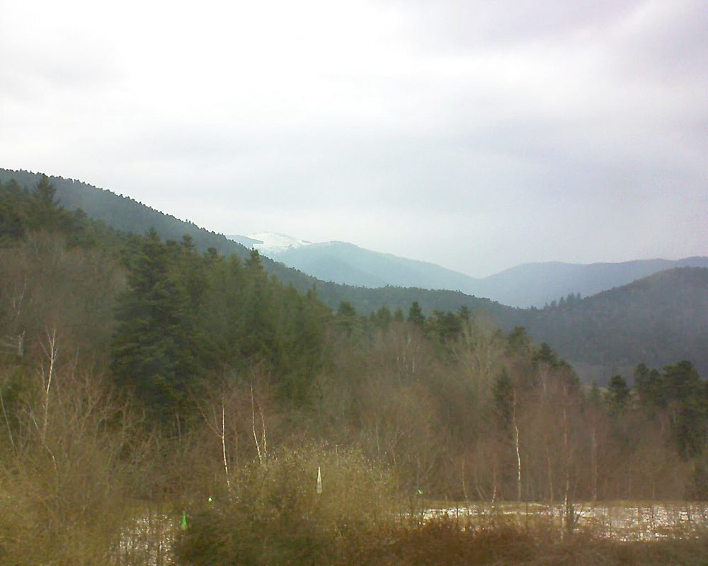 Le petit ballon vu depuis le Domaine Langmatt à Murbach le 06.03.2018 à 13:45 Le petit ballon (Alsace, Vosges) le 06.03.2018 à 13:45