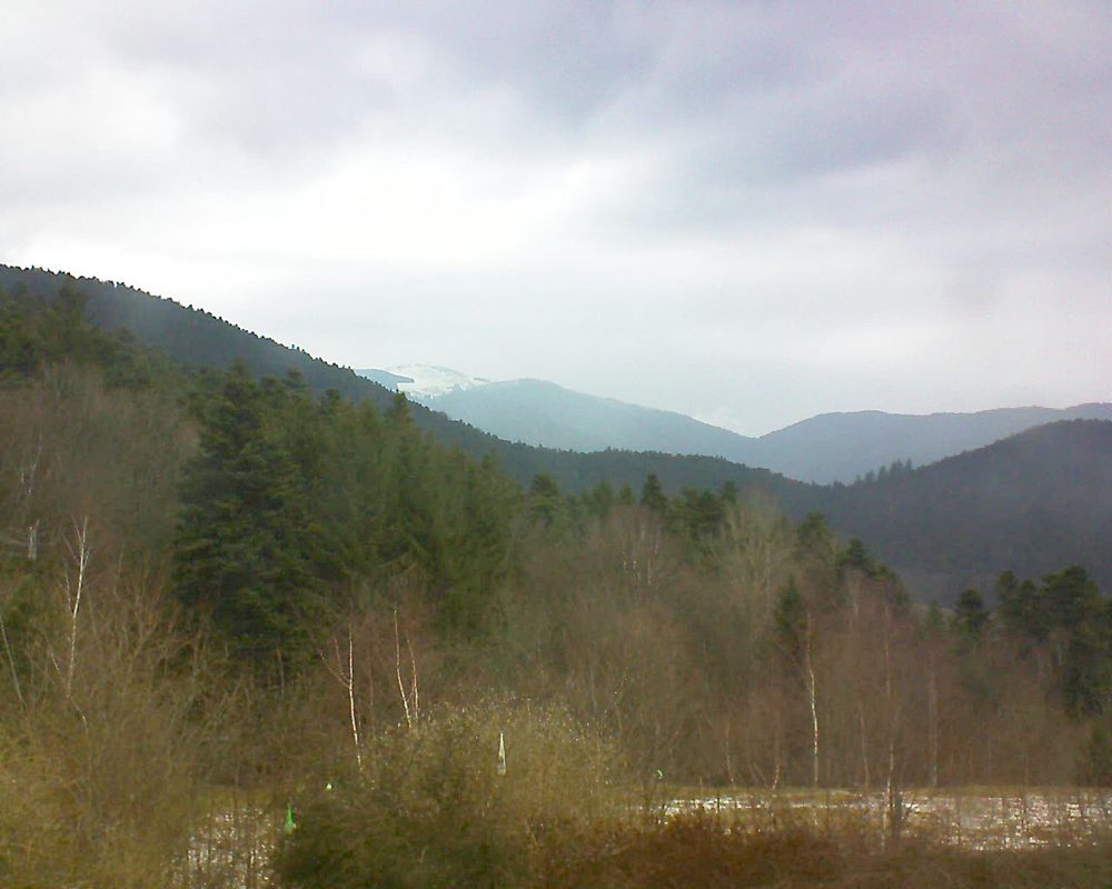 Le petit ballon vu depuis le Domaine Langmatt à Murbach le 06.03.2018 à 14:30 Le petit ballon (Alsace, Vosges) le 06.03.2018 à 14:30