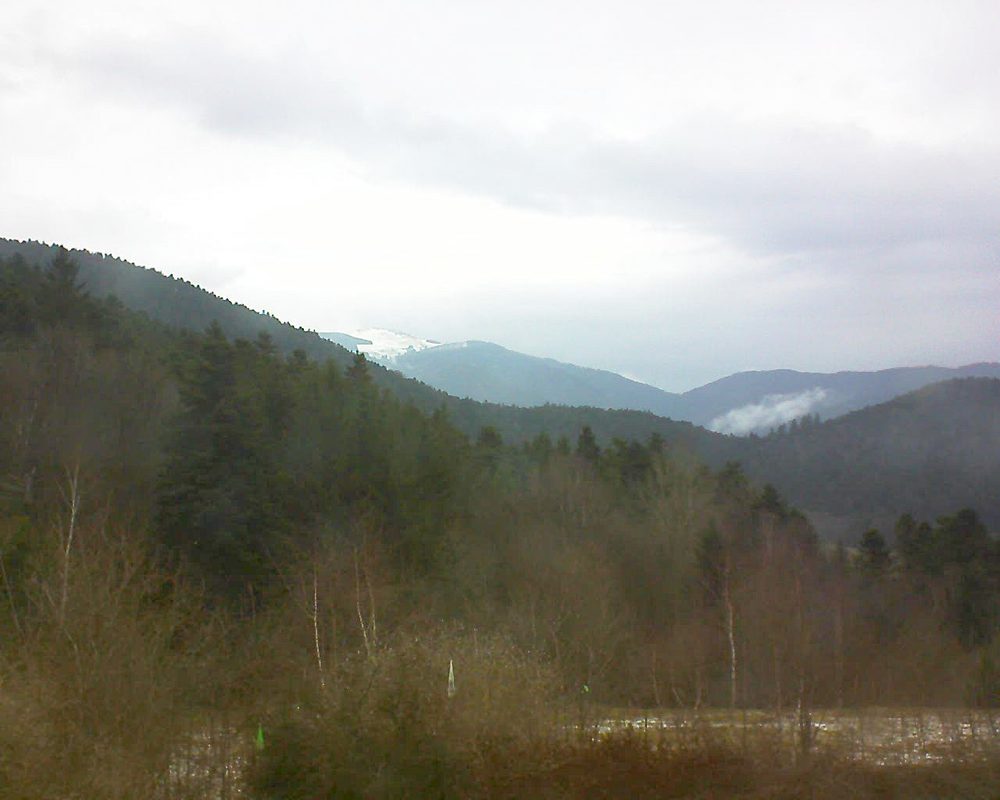 Le petit ballon vu depuis le Domaine Langmatt à Murbach le 06.03.2018 à 15:00 Le petit ballon (Alsace, Vosges) le 06.03.2018 à 15:00