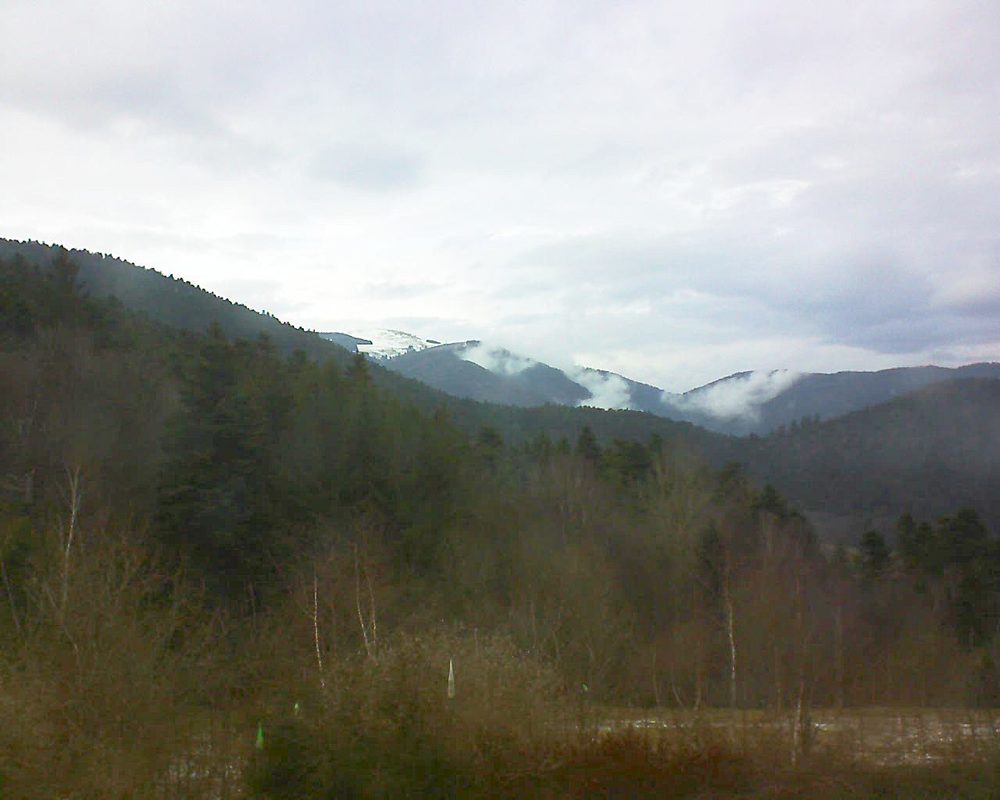 Le petit ballon vu depuis le Domaine Langmatt à Murbach le 06.03.2018 à 16:30 Le petit ballon (Alsace, Vosges) le 06.03.2018 à 16:30
