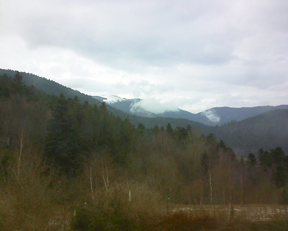 Le petit ballon vu depuis le Domaine Langmatt à Murbach le 06.03.2018 à 16:45 Le petit ballon (Alsace, Vosges) le 06.03.2018 à 16:45