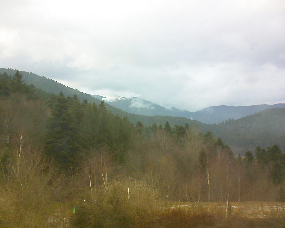 Le petit ballon vu depuis le Domaine Langmatt à Murbach le 06.03.2018 à 17:00 Le petit ballon (Alsace, Vosges) le 06.03.2018 à 17:00