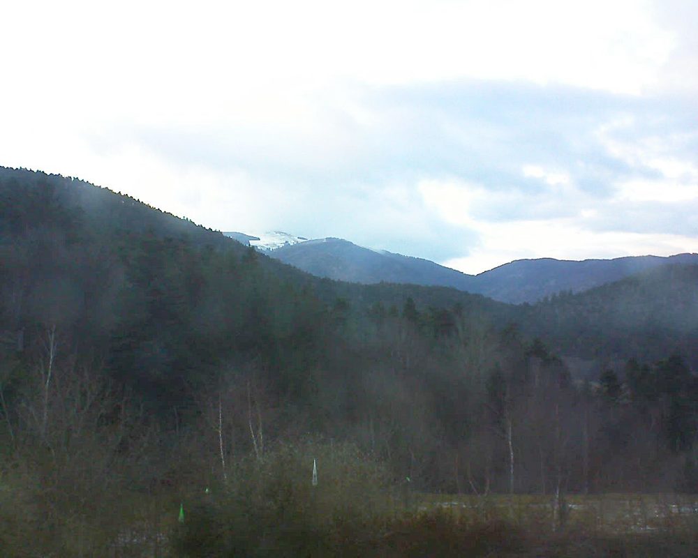 Le petit ballon vu depuis le Domaine Langmatt à Murbach le 06.03.2018 à 18:00 Le petit ballon (Alsace, Vosges) le 06.03.2018 à 18:00